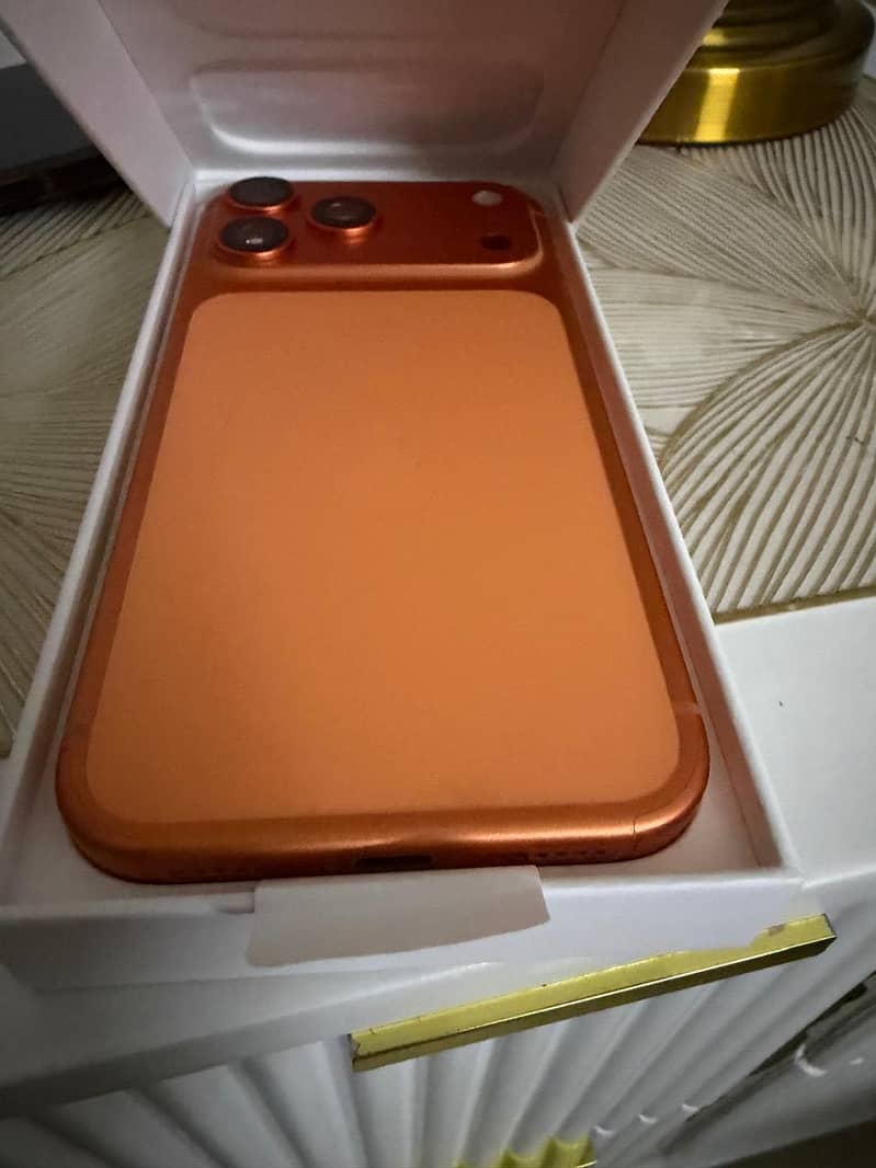 iPhone 17 pro max 5