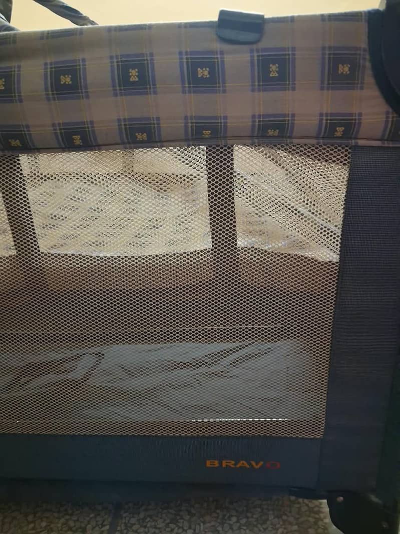 Baby cot 3