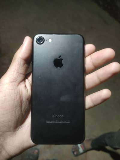 Apple iPhone 7