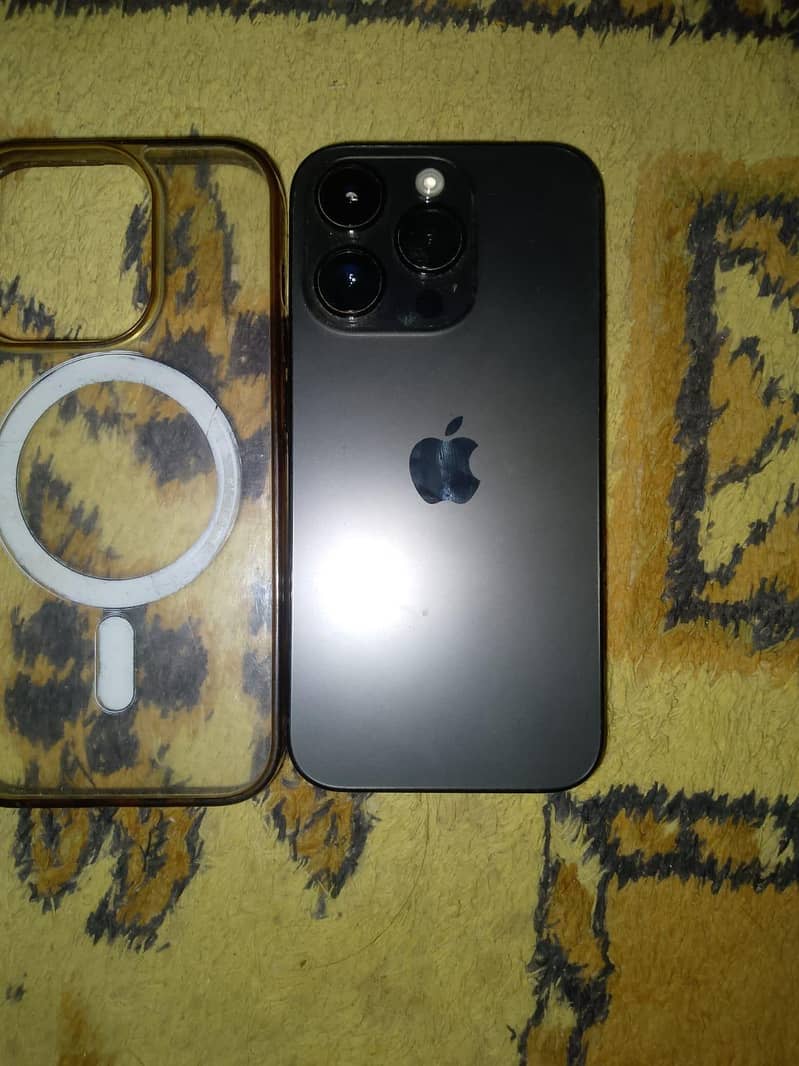 Apple iPhone 14 Pro 1