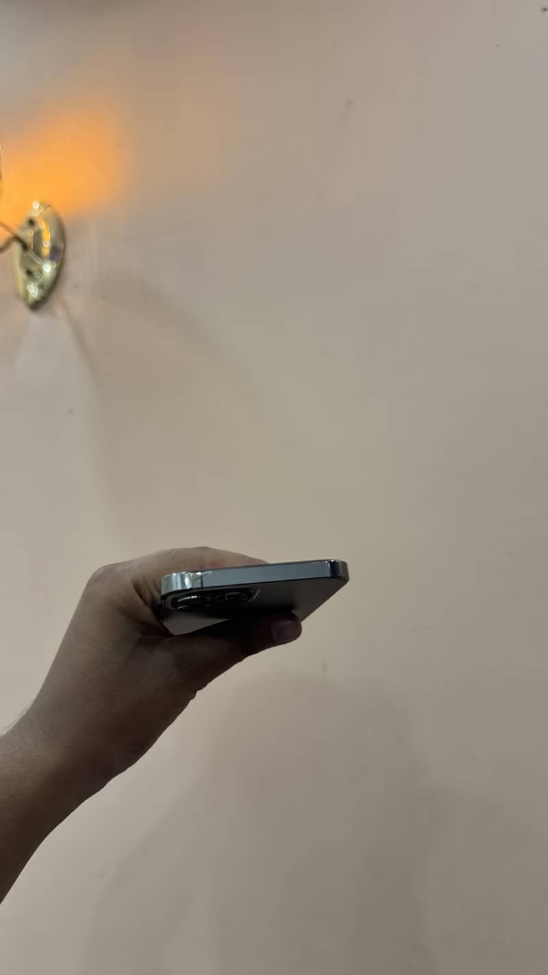 Apple iPhone 12 Pro Max 8