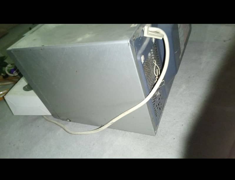 microwave 4