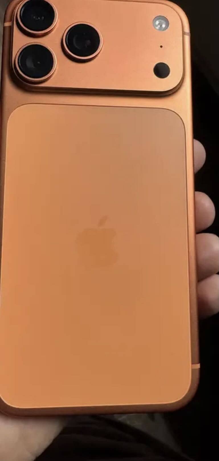 Apple iPhone 17 Pro Max 0
