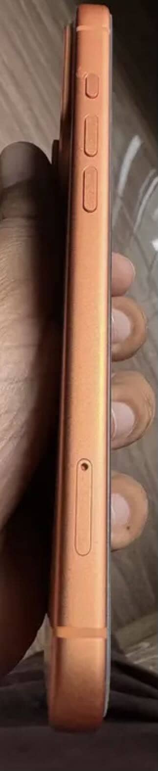 Apple iPhone 17 Pro Max 1