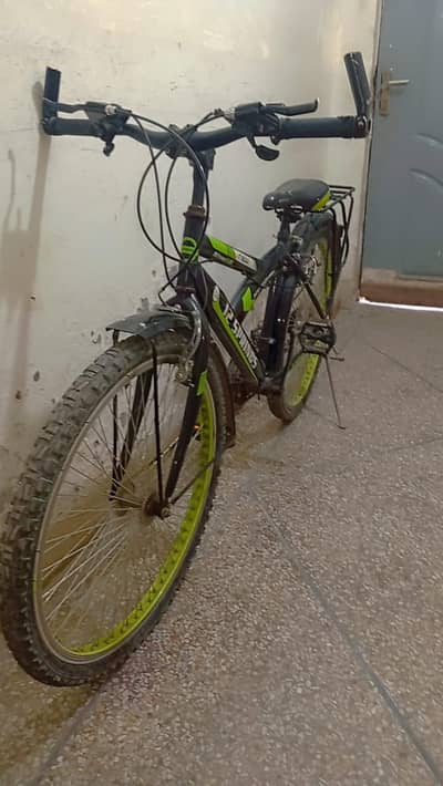 Used Cycle in vey good condition price 20000