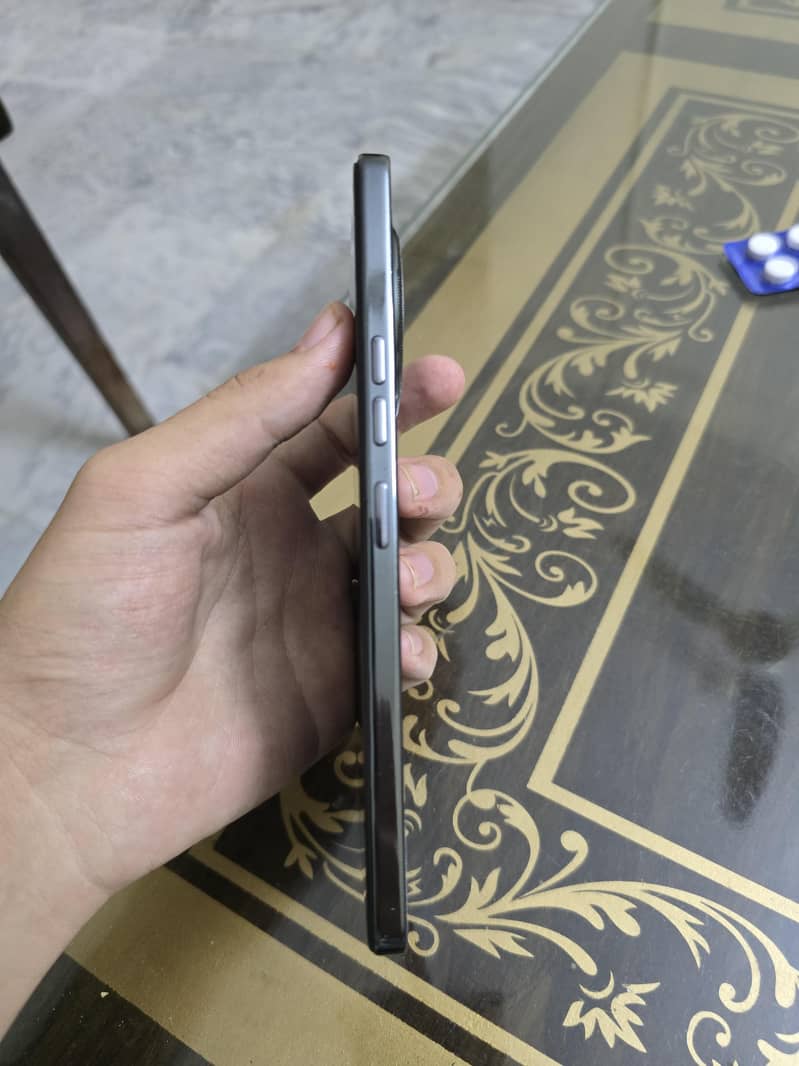 Tecno camon 30 4