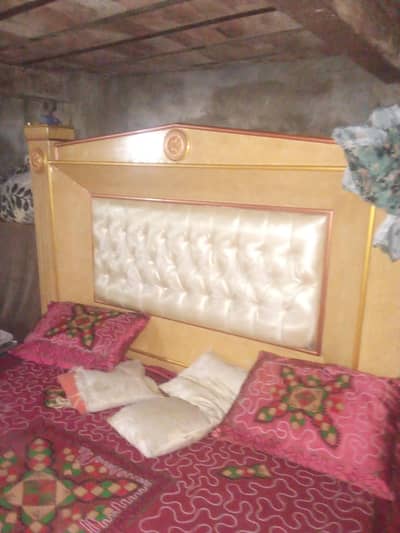 Golden Color Bed