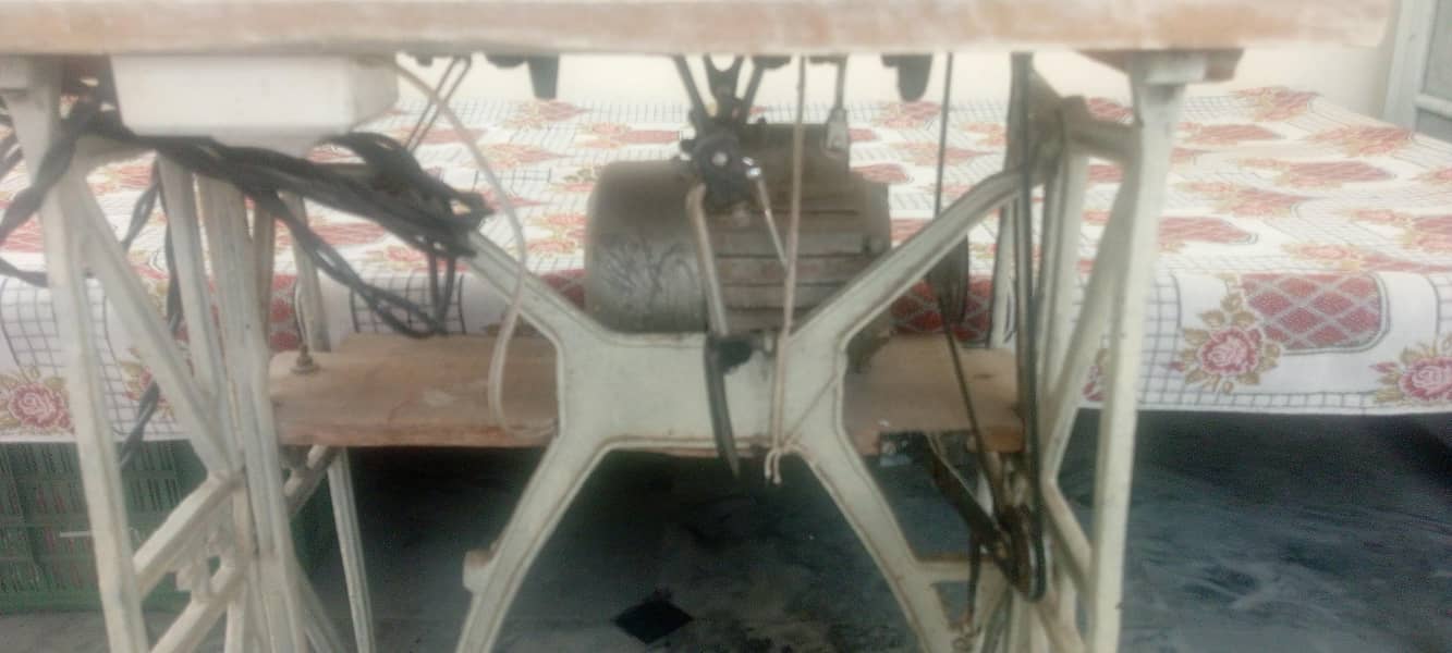 Emboidery machine 1