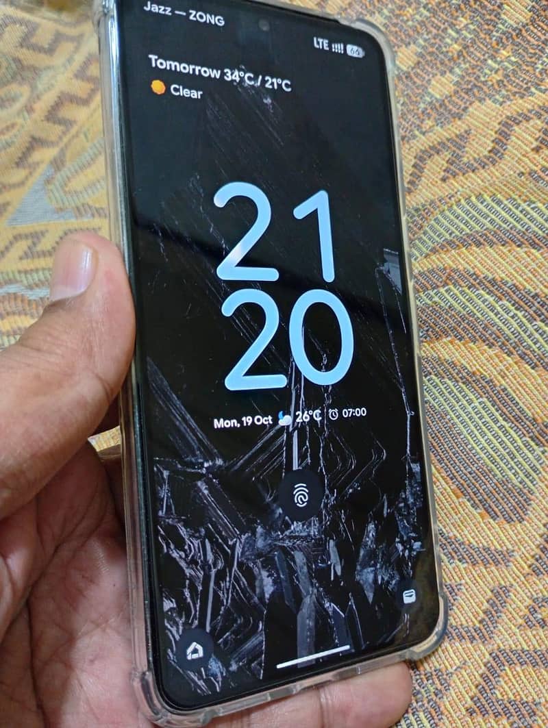 Google Pixel 8 Pro 4