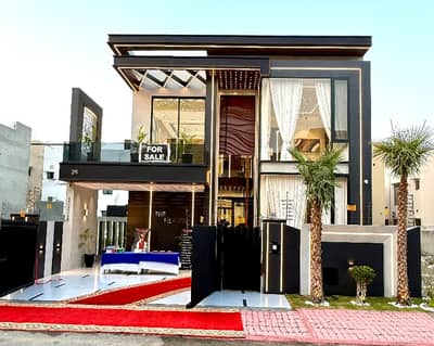11 marla brand new luxury house for sale