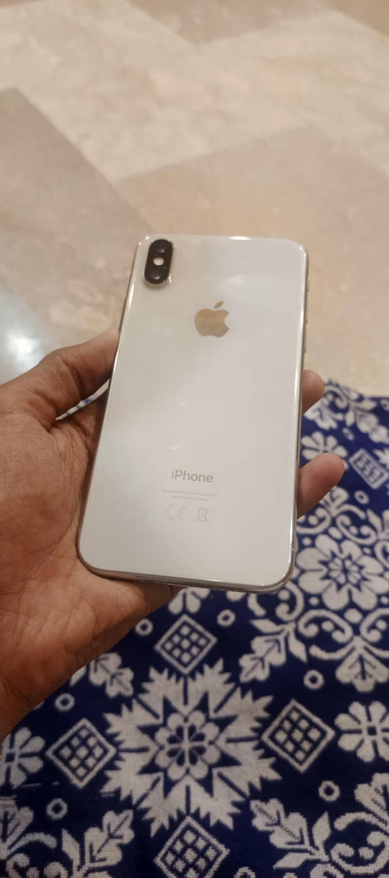 Apple iPhone X 4