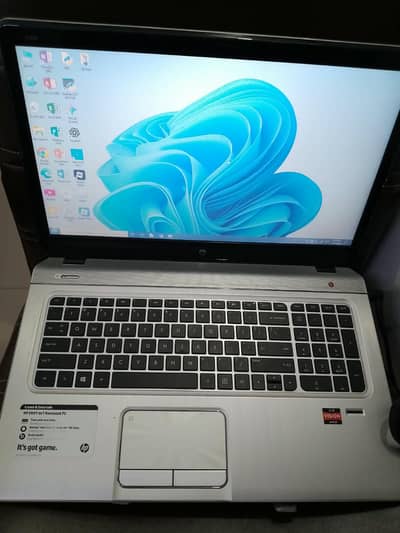 HP Envy dv7 | 17.3" Big Display | Fast 256GB SSD | Beats Audio | Metal