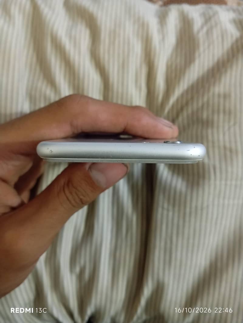 Apple iPhone 6S 5