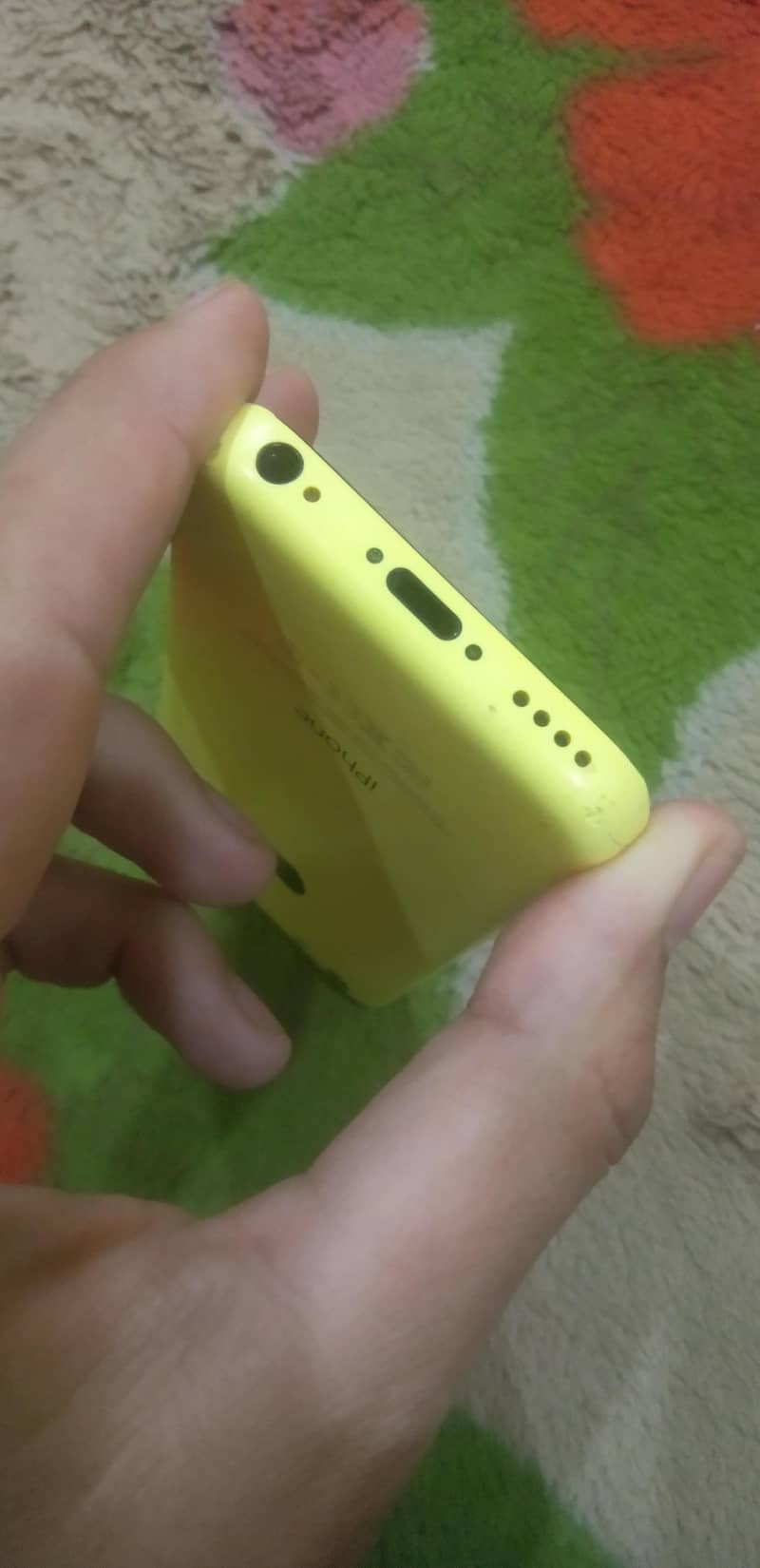 Apple iPhone 5c 0