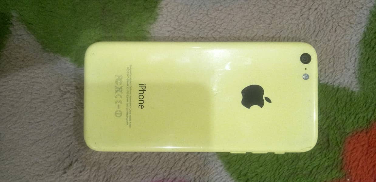 Apple iPhone 5c 12