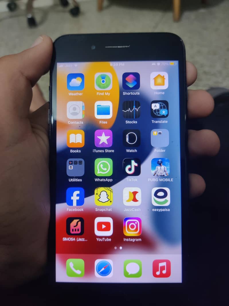 Apple iPhone 7 Plus 2