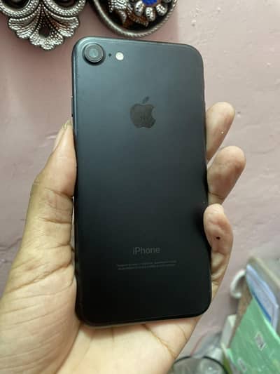 Apple iPhone 7