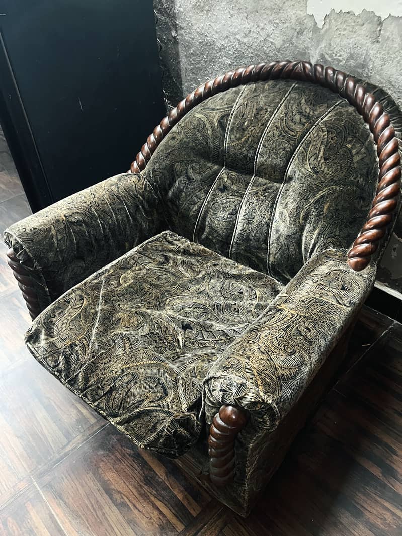 5 seater sofa 3