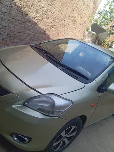 Toyota Belta 1000 cc model 2006/2008 Japanese, olive green colur