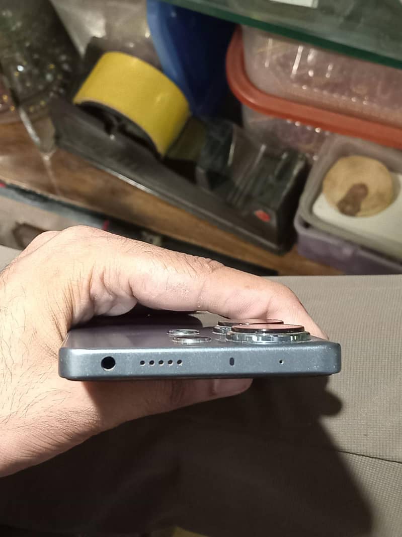 Xiaomi Redmi Note 13 Pro 3
