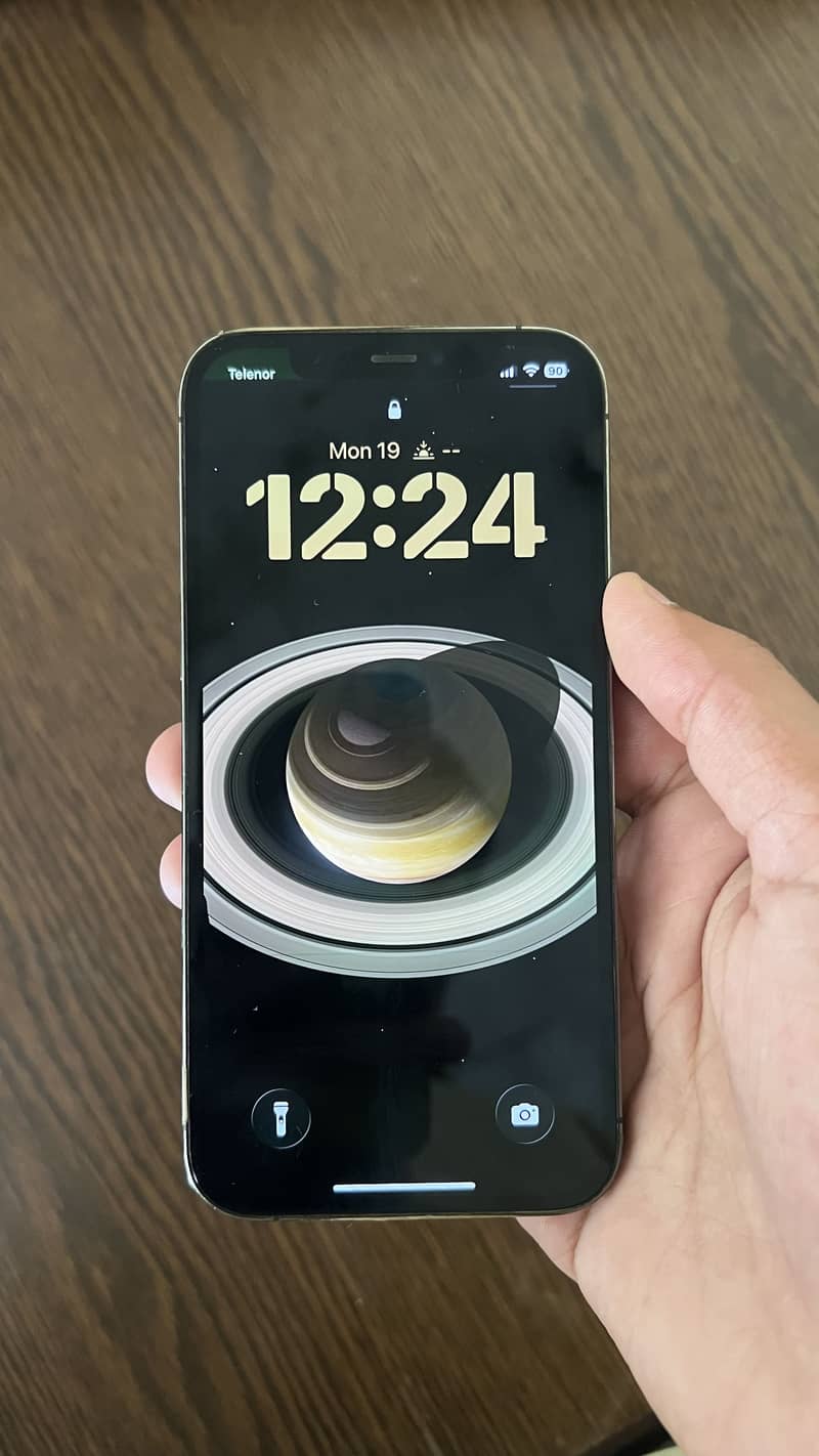 Apple iPhone 12 Pro 1