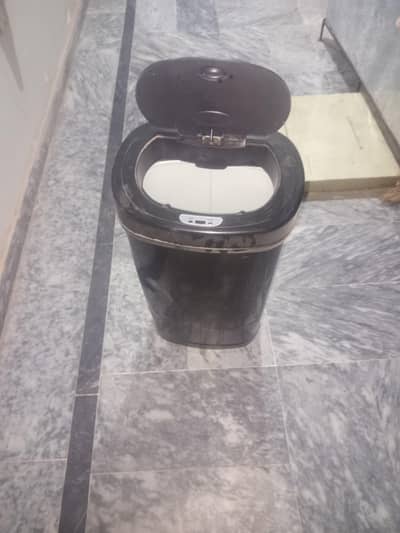 electric dustbin