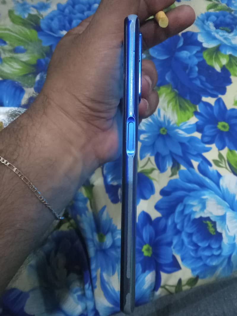 OPPO A54 3