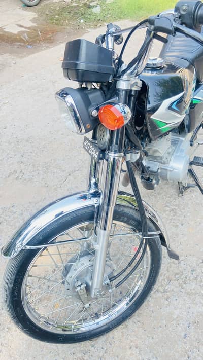 CG 125 Black