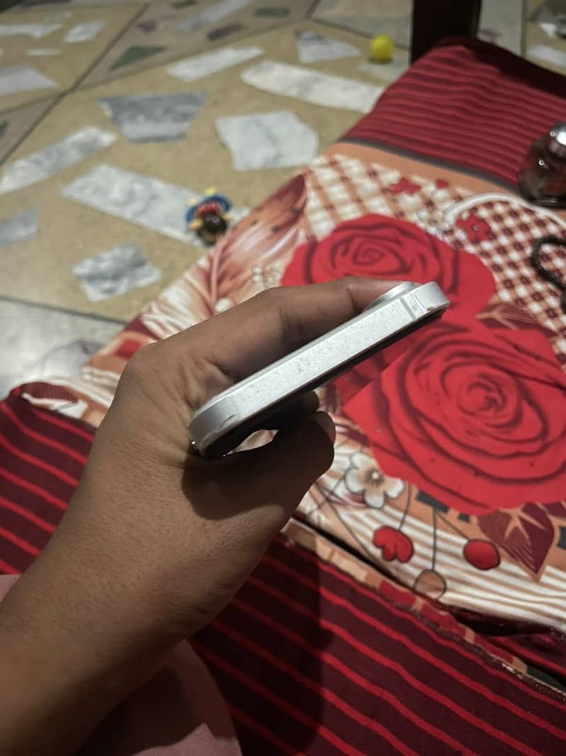 Apple iPhone XR 3