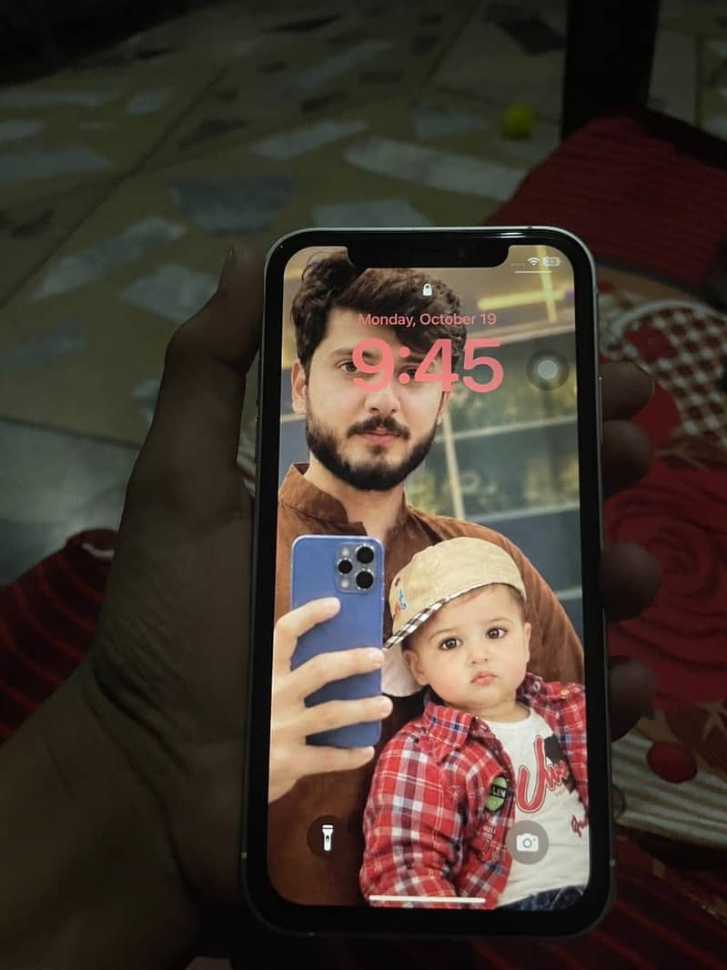 Apple iPhone XR 4
