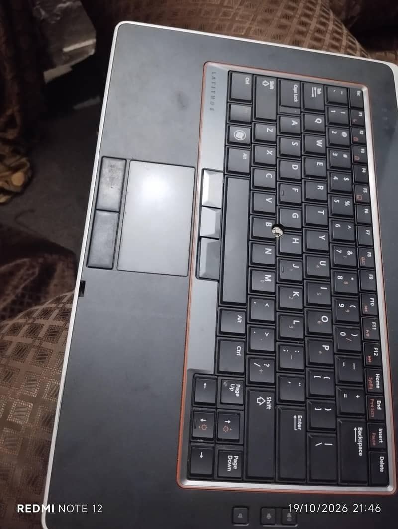 dell laptop 3