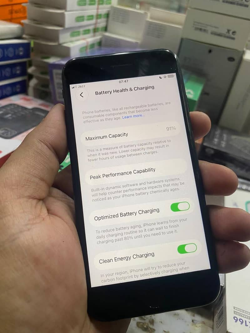 Apple iPhone SE 2020 0