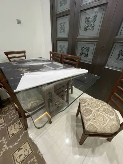 DINNING TABLE