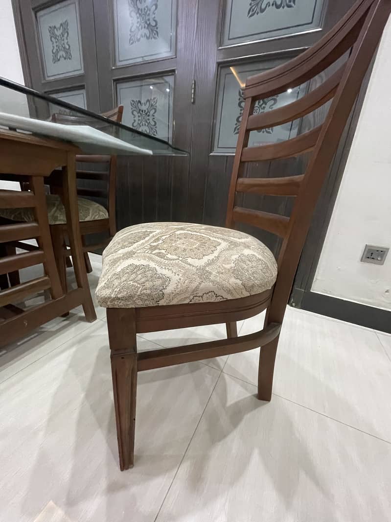 DINNING TABLE 1