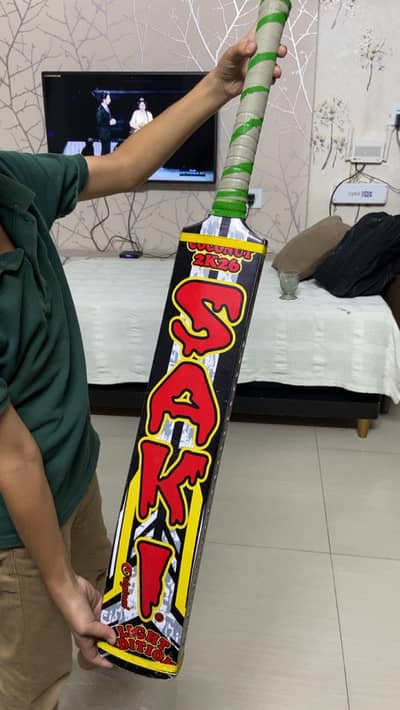 Saki brand bat ( never used)