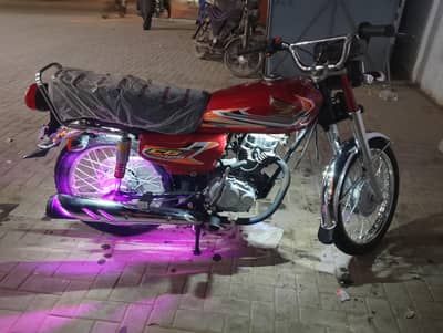 United 125 Euro II (2020) Karachi no*0321*288*99*15*