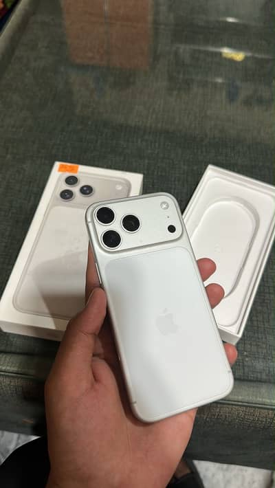 iPhone 17 Pro Max 256 Jv Silver With Box