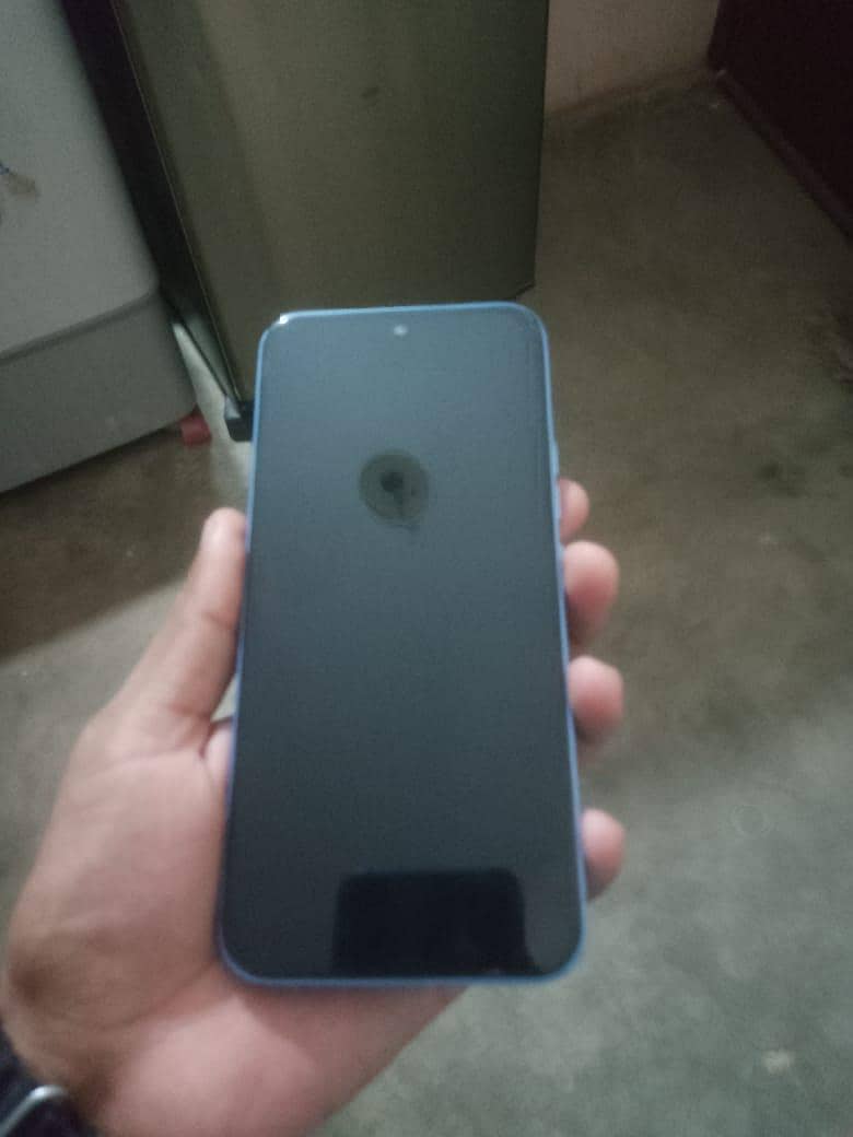 Tecno CAMON 40 Pro 1