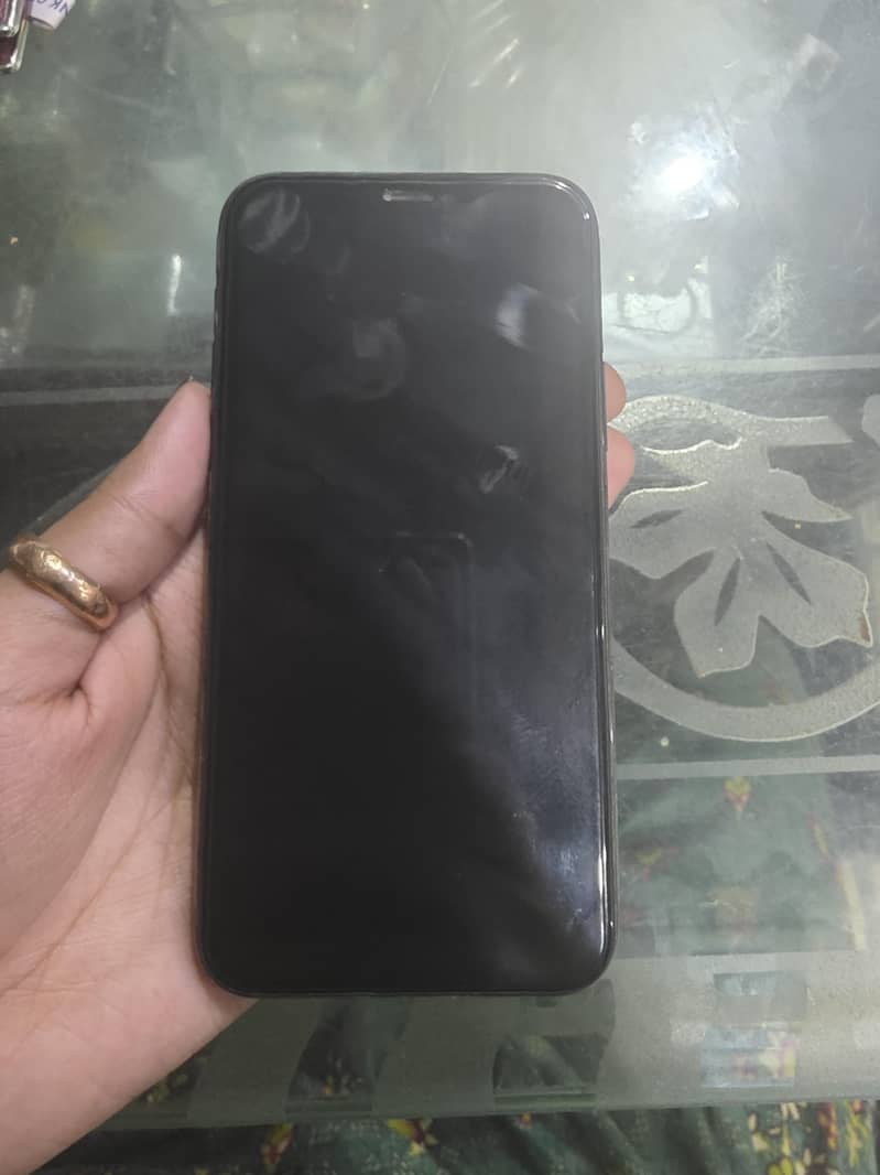 Apple iPhone 11 Pro 2