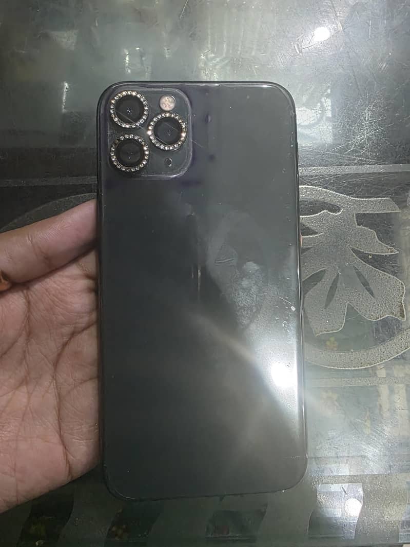 Apple iPhone 11 Pro 3