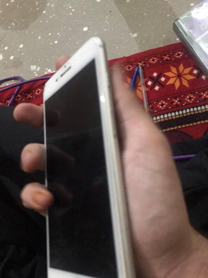 iphone 8 plus 1