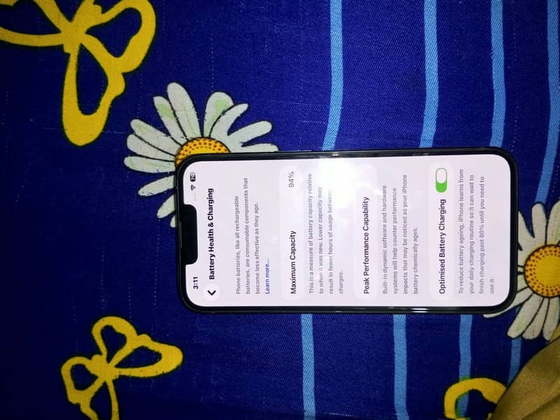 Apple iPhone 13 5