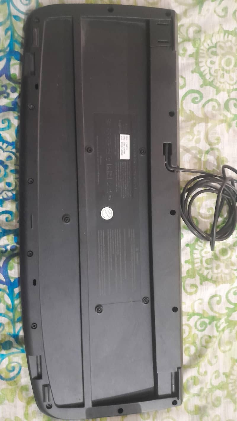 keyboard and mouse 3
