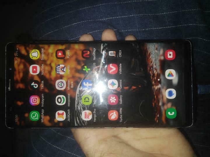 Samsung Mobile Note 9 1