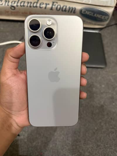Apple iPhone 15 Pro Max factory unlock