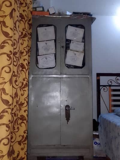 cupboard (almari)
