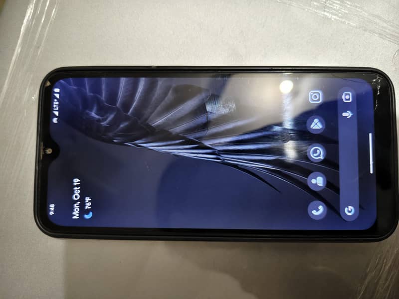 Samsung Mobile A30 2