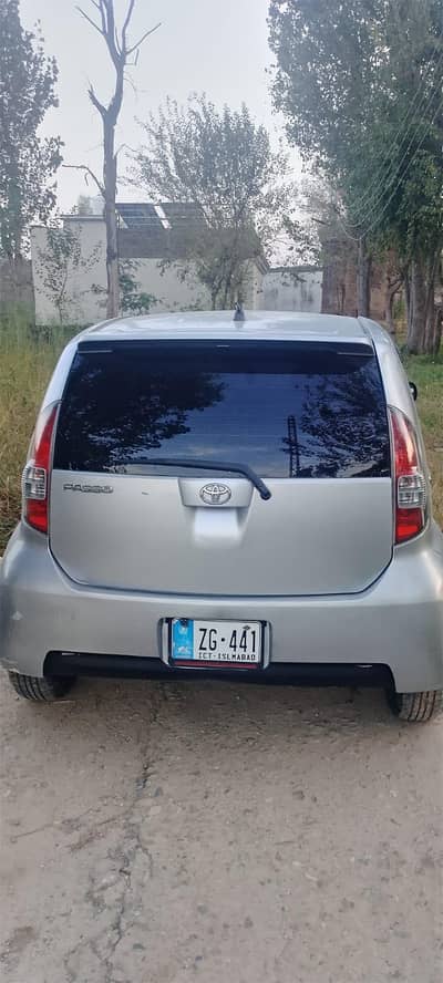 Toyota Passo 2005