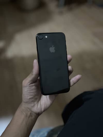 Apple iPhone 7 / 03199954461