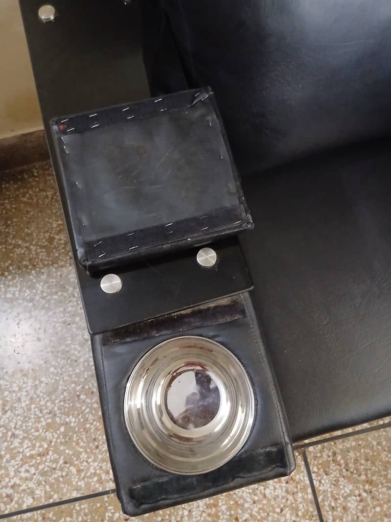 Mani pedi unit 1